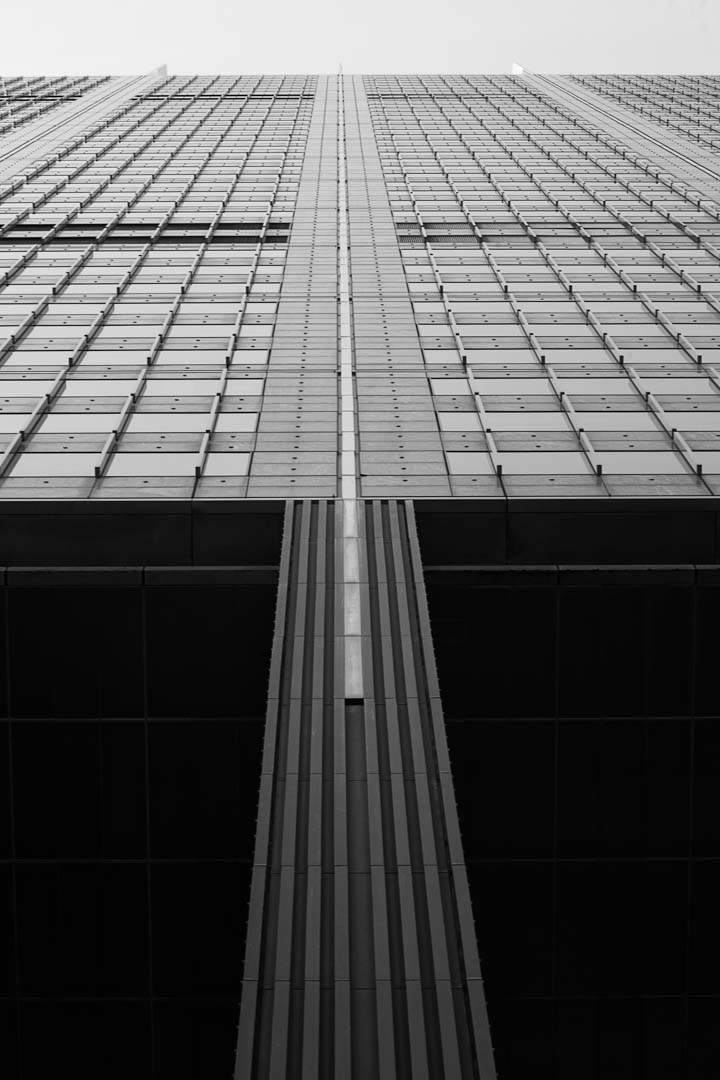 Sydney building in black & white